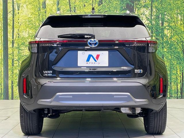 YARIS CROSS HYBRID