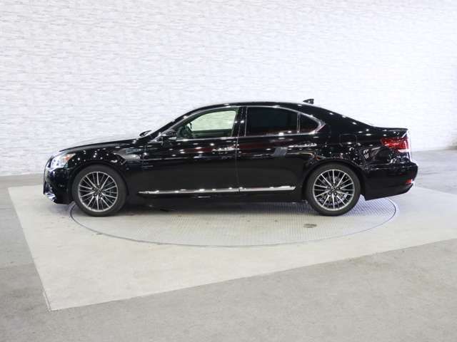 LEXUS LS460