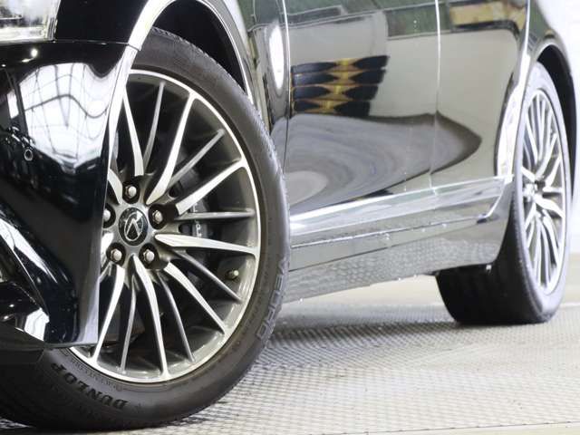 LEXUS LS460