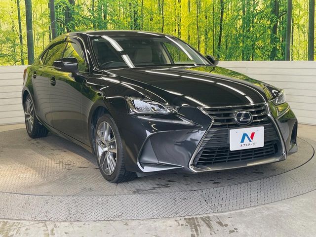 LEXUS IS300h