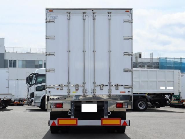 トレクス