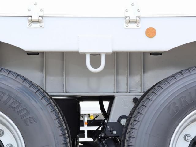 トレクス