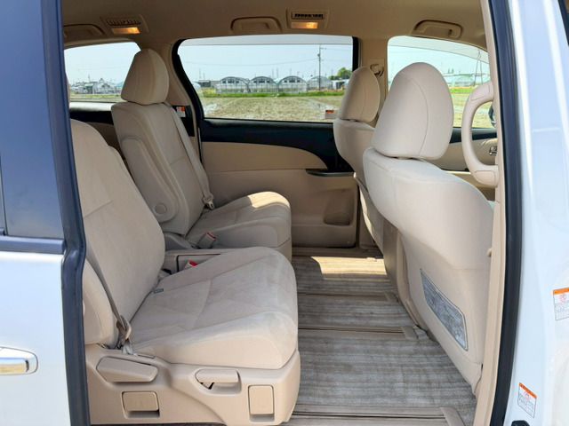 ESTIMA HYBRID 4WD