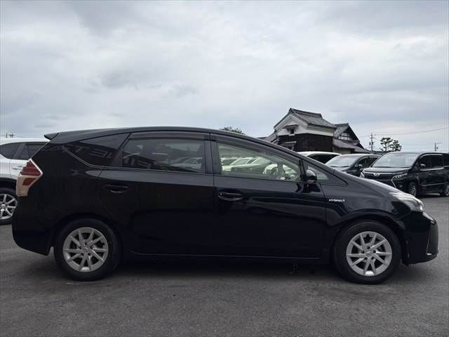 PRIUS Alpha