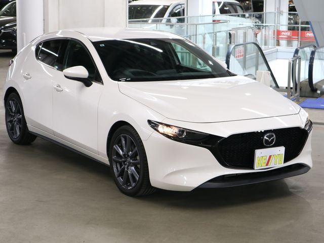 MAZDA3 FASTBACK