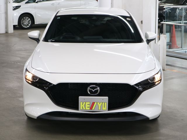 MAZDA3 FASTBACK