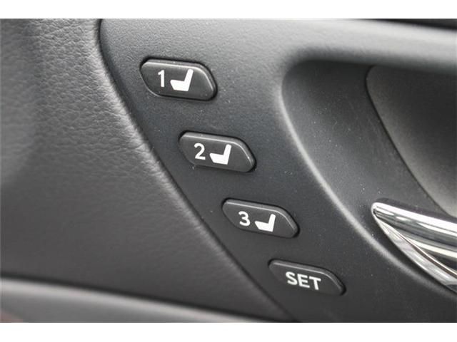 LEXUS IS300h