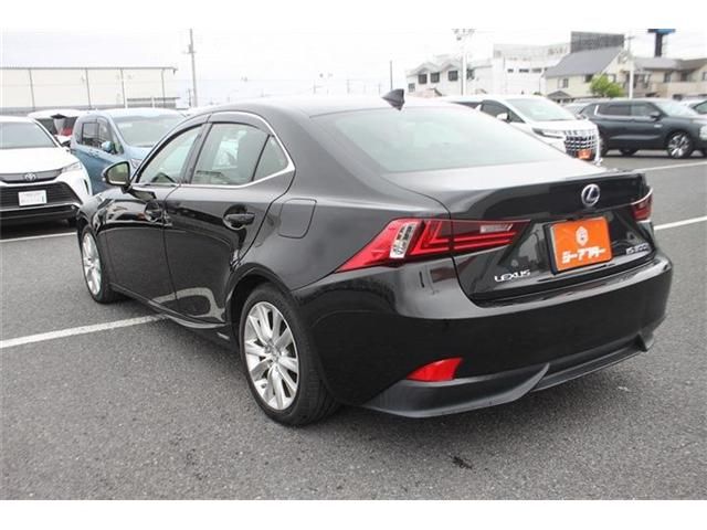 LEXUS IS300h