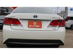 CROWN sedan hybrid