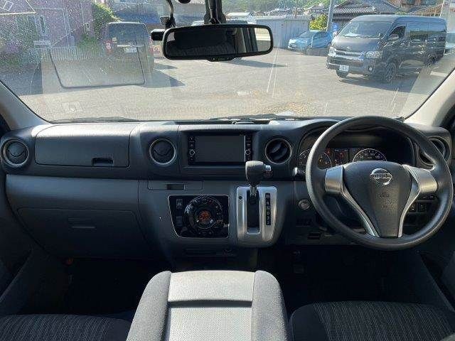 NV350 CARAVAN 4WD