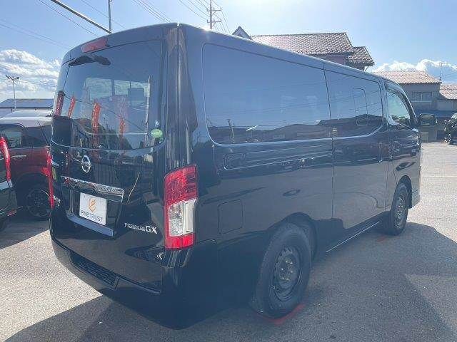 NV350 CARAVAN 4WD