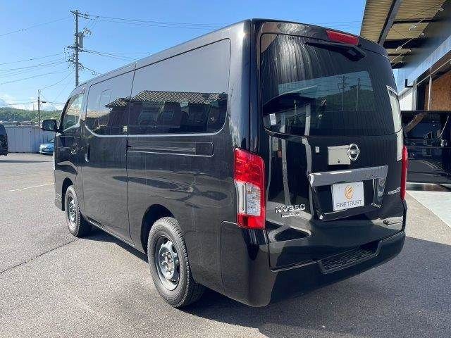 NV350 CARAVAN 4WD