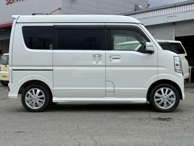 NV100 CLIPPER RIO 4WD