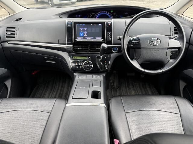 ESTIMA HYBRID 4WD
