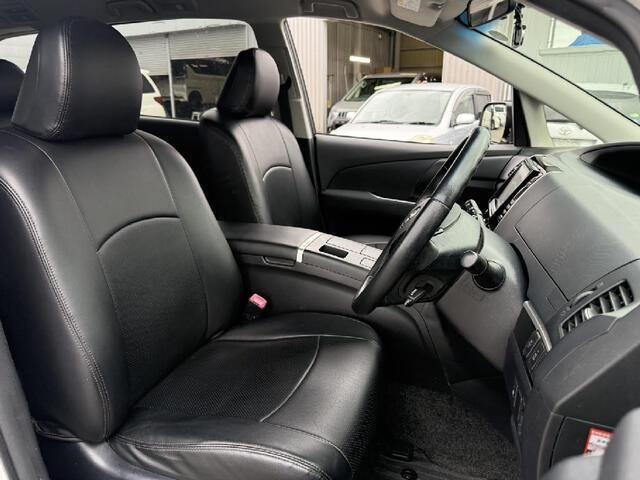 ESTIMA HYBRID 4WD