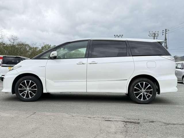 ESTIMA HYBRID 4WD