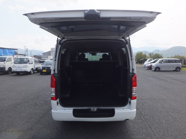 HIACE van 4WD