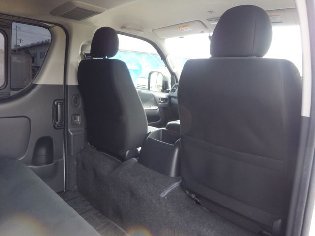 HIACE van 4WD
