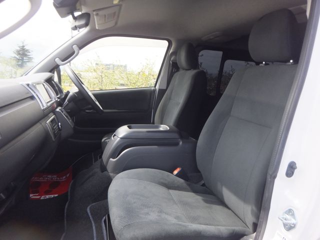 HIACE van 4WD