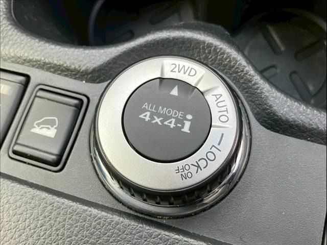 X-TRAIL HYBRID 4WD