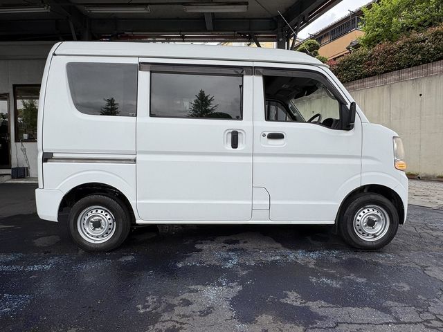 NV100 CLIPPER