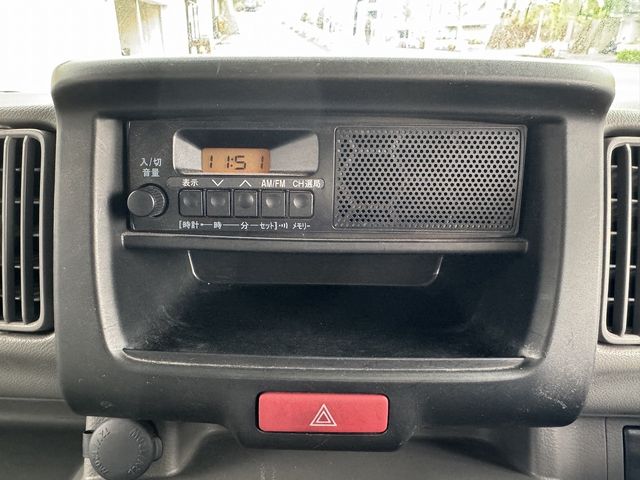 NV100 CLIPPER