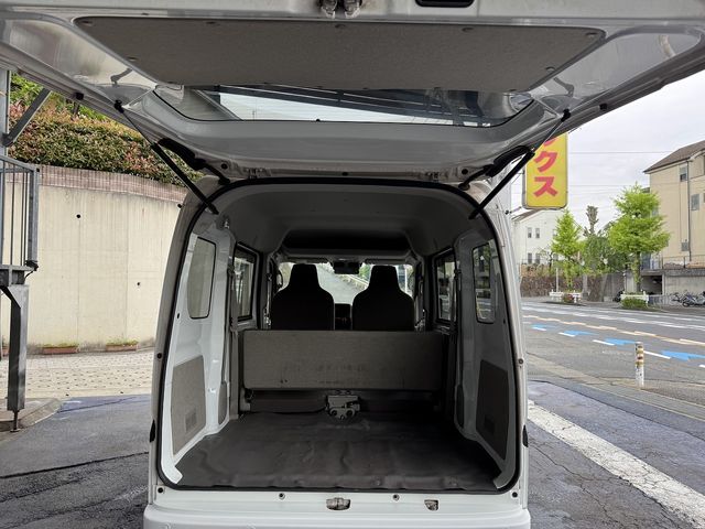 NV100 CLIPPER