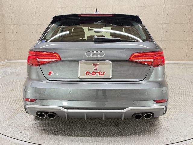 AUDI S3 SPORTBACK