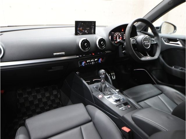 AUDI S3 SPORTBACK