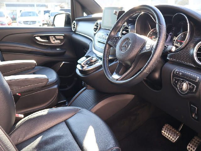 MERCEDES BENZ V class