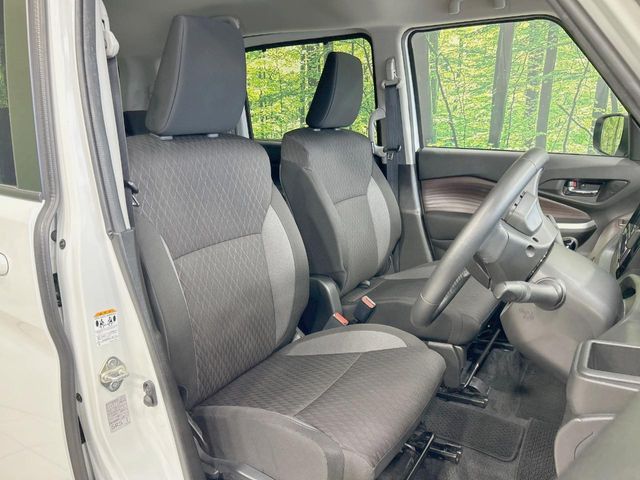 DELICA D:2 CUSTOM 2WD