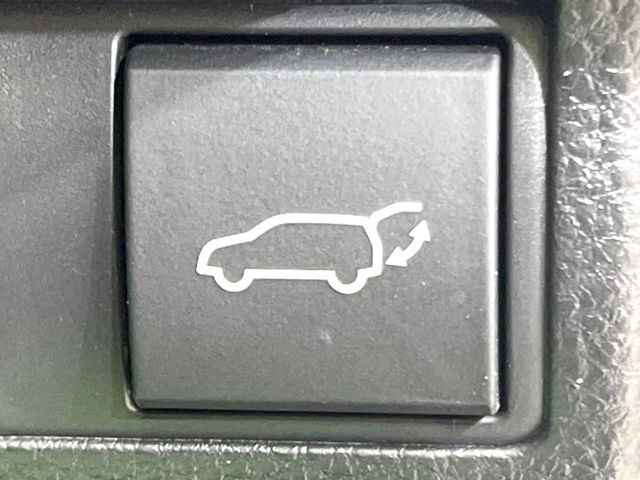 COROLLA CROSS HYBRID