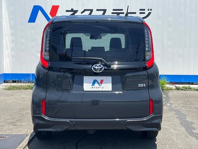 SIENTA HYBRID