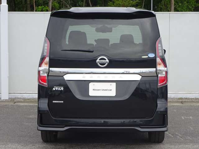 SERENA S-HYBRID 4WD