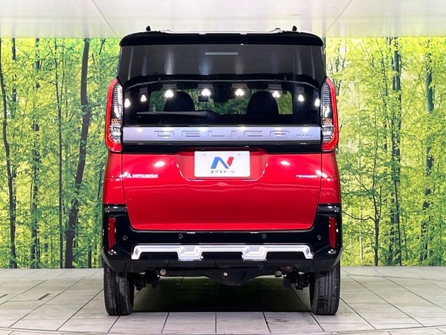DELICA MINI