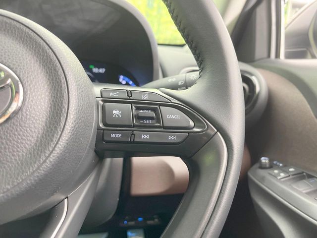 YARIS CROSS HYBRID