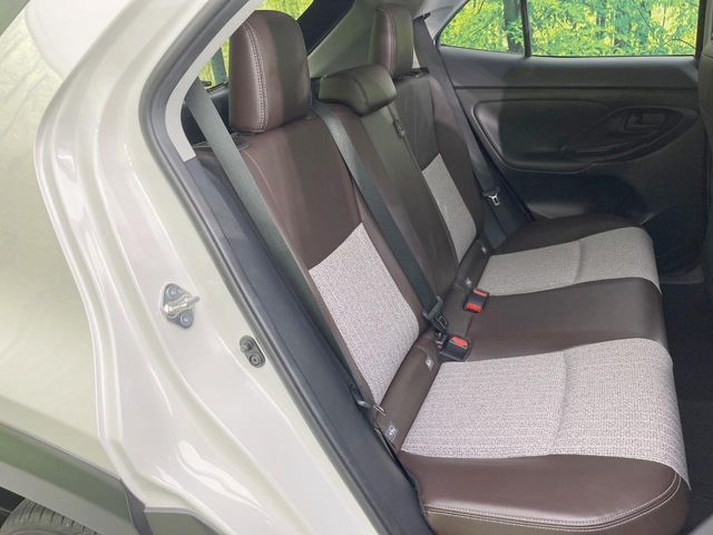 YARIS CROSS HYBRID