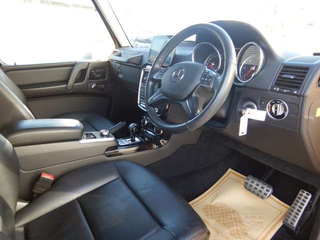 MERCEDES BENZ G class