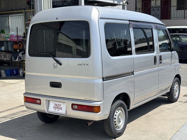 ACTY van