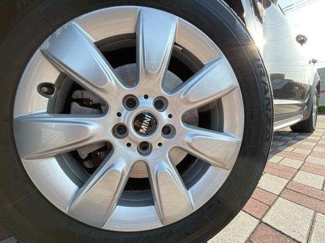 BMW MINI COOPER D CROSSOVER