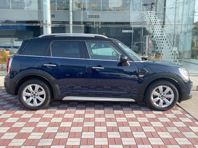 BMW MINI COOPER D CROSSOVER
