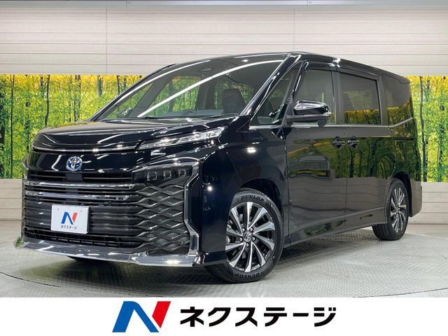 VOXY HYBRID