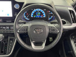 VOXY HYBRID