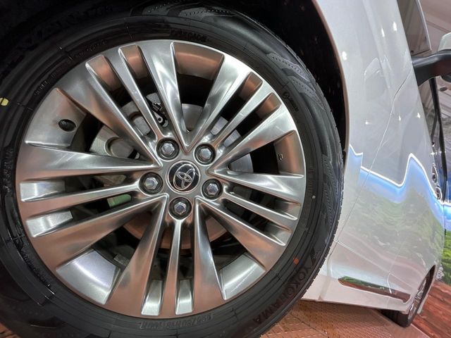 ALPHARD hybrid