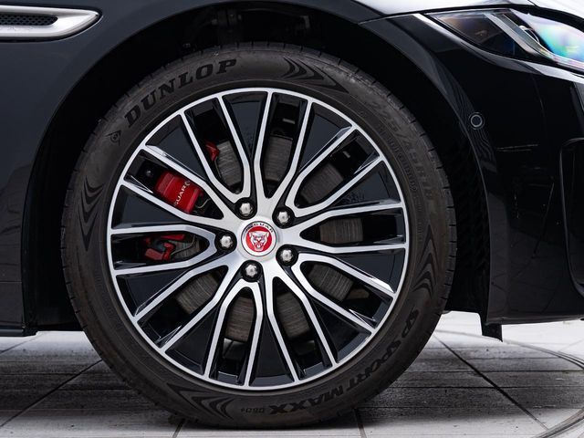 JAGUAR XEseries