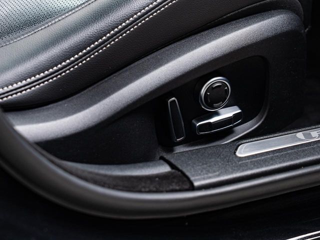 JAGUAR XEseries