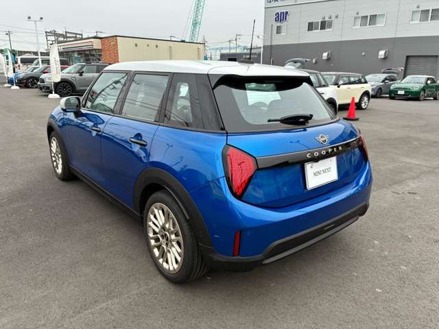 MINI COOPER 5DOOR