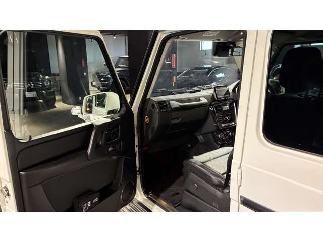 MERCEDES BENZ G class