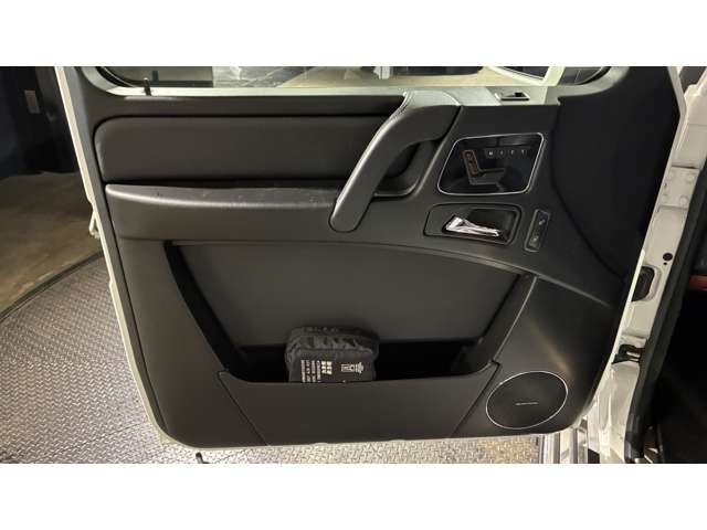 MERCEDES BENZ G class
