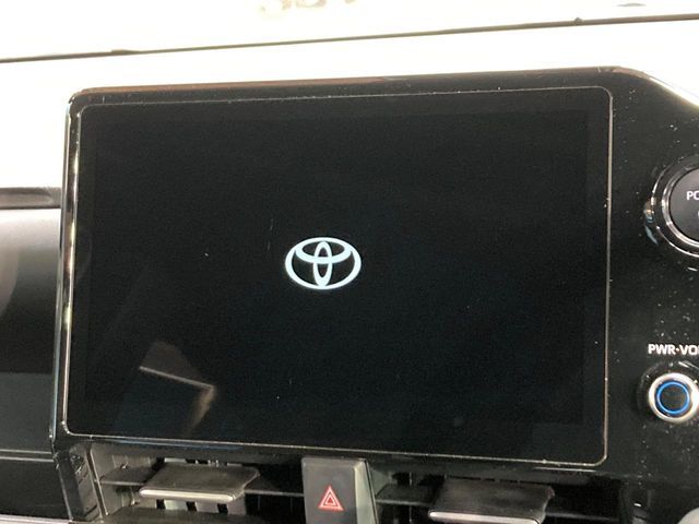 VOXY HYBRID